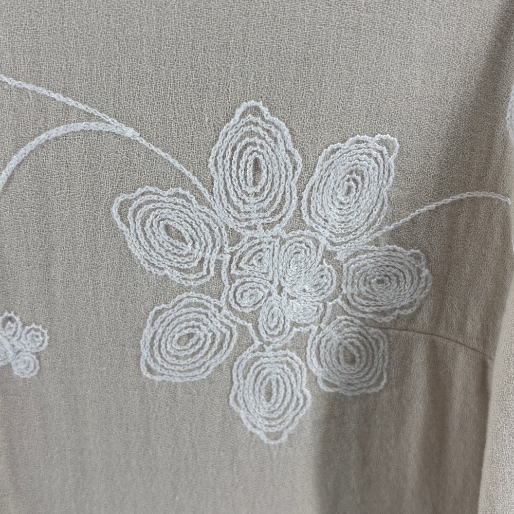 Soft Surroundings Floral Embroidered Cotton Button Down Top Size PS - Picture 3 of 7